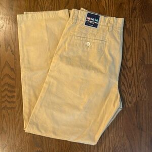 NWT men’s flat front khaki